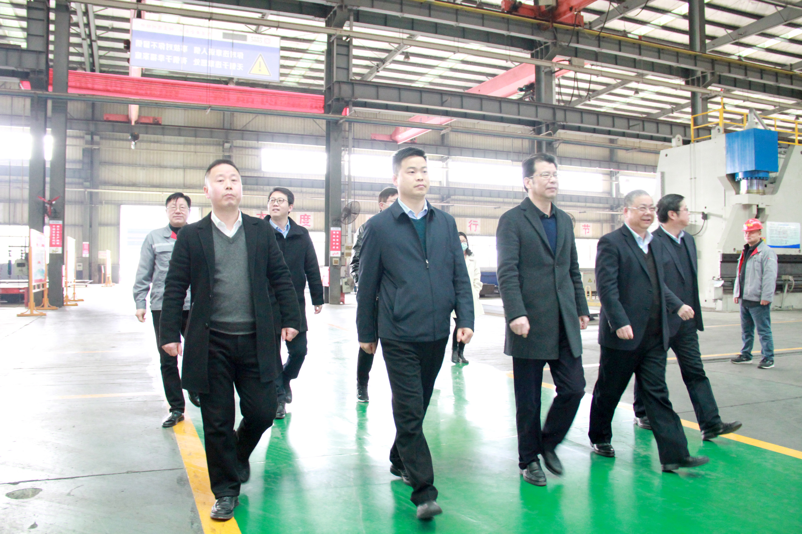 政府牽紅線，產(chǎn)學(xué)研融合--武漢科技大學(xué)夏緒輝專(zhuān)家團(tuán)隊(duì)一行